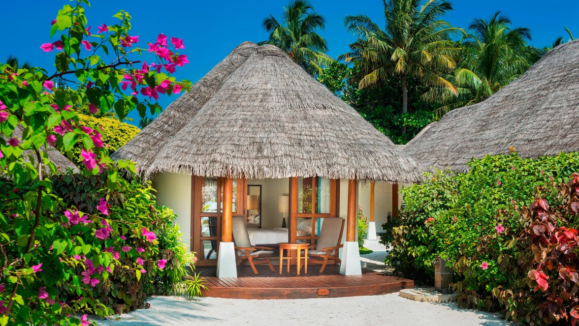 Island Cottage at Sheraton Maldives Full Moon Resort & Spa thumbnail 3